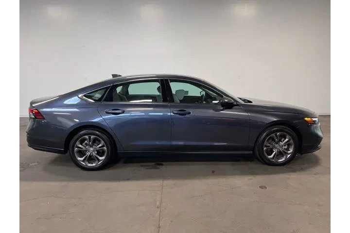 $24897 : Honda Accord 2023 image 2