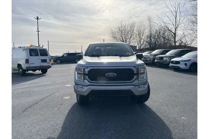 $30000 : Ford F-150 2021 4x4 XL 4dr S image 2