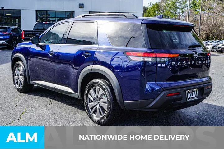 $28420 : Nissan Pathfinder 2025 SV 4d image 4