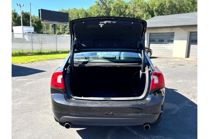 $9995 : 2013 S60 image 4