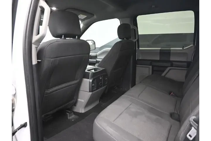 $18998 : Ford F-150 2018 4x4 XLT 4dr image 2