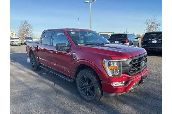 $34500 : Ford F-150 2022 4x4 XLT 4dr image 1