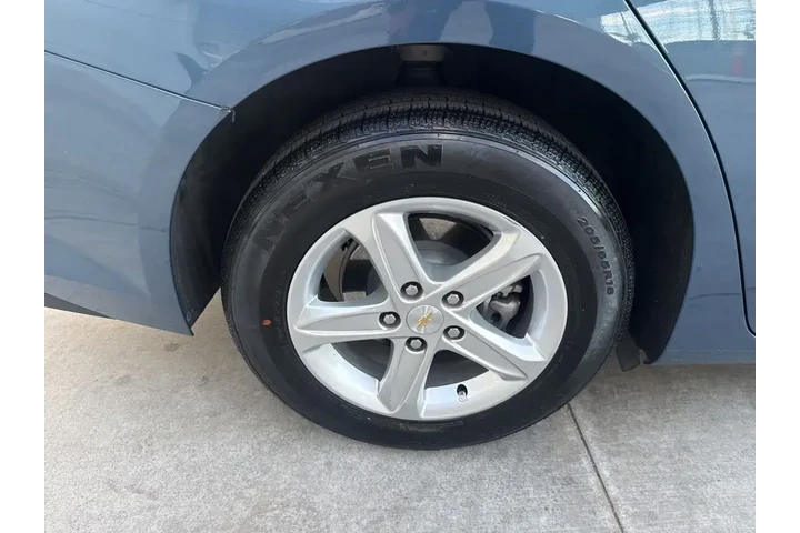 $16998 : Chevrolet Malibu 2024 LS Fle image 10