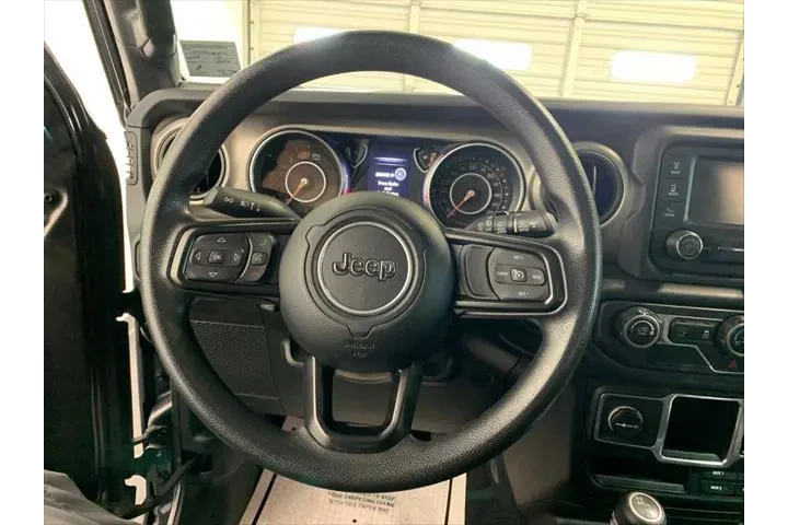 $27290 : Jeep Wrangler Unlimited 2018 image 7