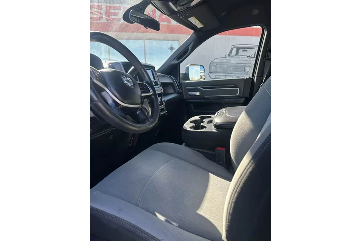 $40750 : 2021 RAM 2500 CREW CAB2021 RA image 9