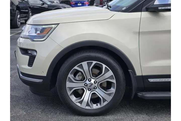 $23991 : Ford Explorer 2018 AWD Plati image 9