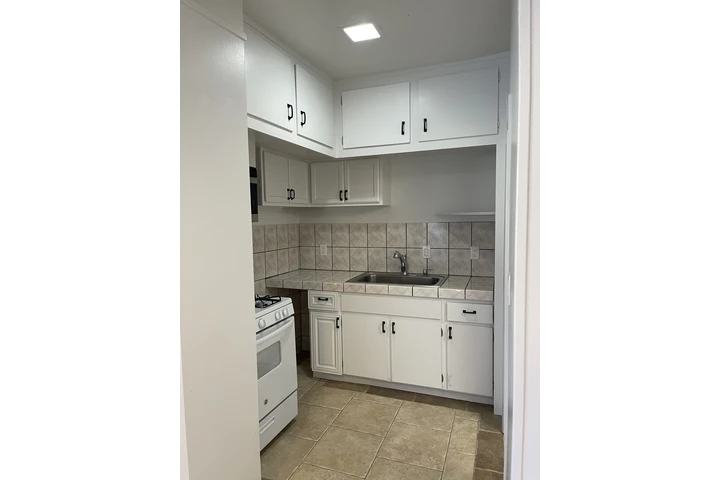 $1800 : Studio de renta image 4