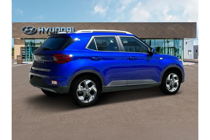$22995 : Hyundai VENUE 2024 SEL 4dr C image 8