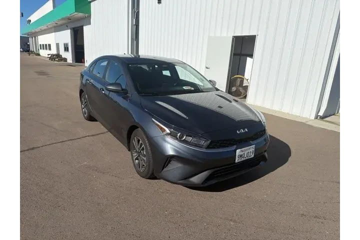 $18800 : Kia Forte 2024 LXS 4dr Sedan image 1