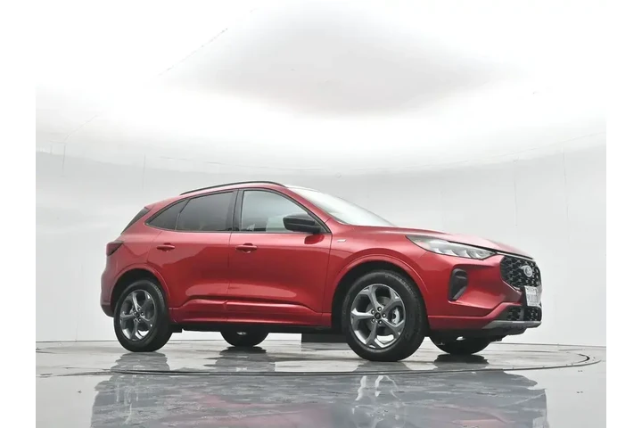$24305 : Ford Escape 2024 ST-Line 4dr image 4