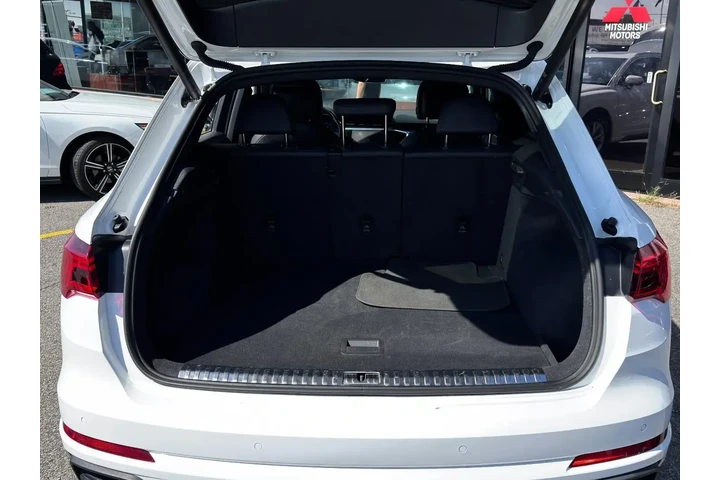 $19895 : Audi Q3 2023 AWD quattro S l image 8