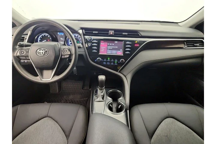 $19998 : Toyota Camry 2018 LE 4dr Sed image 9