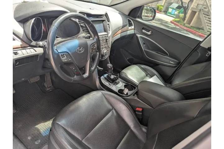 $12990 : 2019 Santa Fe XL SE image 7