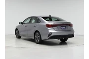 $19998 : Kia Forte 2024 LXS 4dr Sedan thumbnail