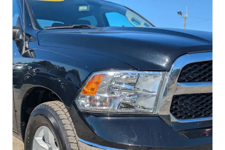 $30000 : Ram 1500 Classic 2023 4x2 SL image 9