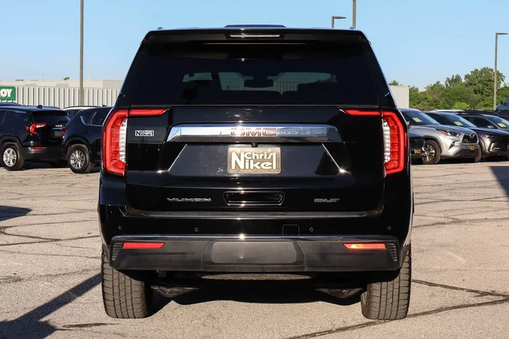 $45988 : 2022 Yukon 4WD 4dr SLT image 5