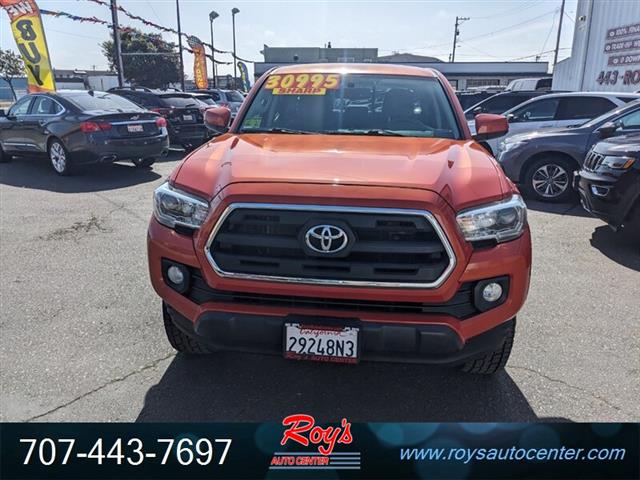 2016 Tacoma SR5 V6 4WD Truck image 5