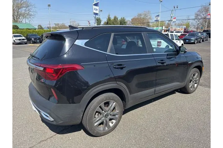 $17995 : Kia Seltos 2021 AWD S 4dr SU image 6