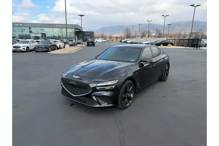 $35495 : Genesis G70 2023 AWD 3.3T St image 1