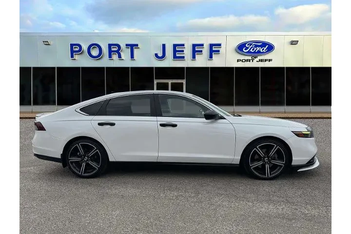 $21995 : Honda Accord Hybrid 2024 Spo image 9