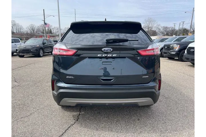 $28275 : Ford Edge 2024 AWD ST-Line 4 image 5
