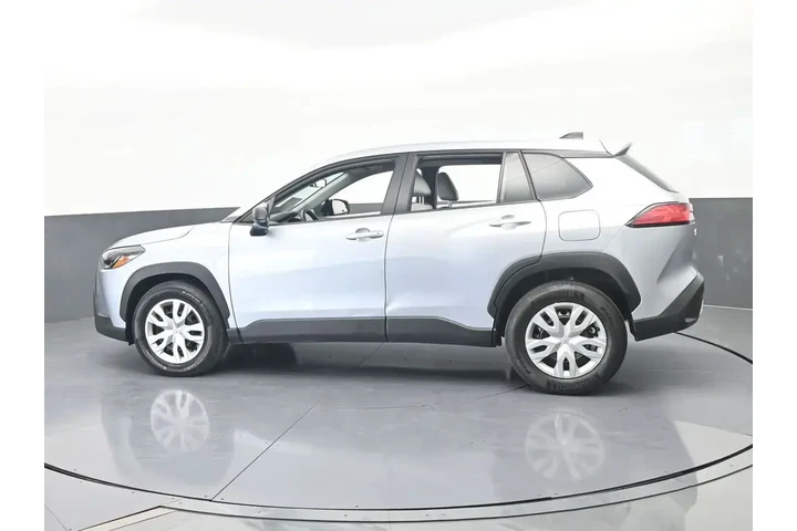 $22991 : Toyota Corolla Cross 2025 L image 3