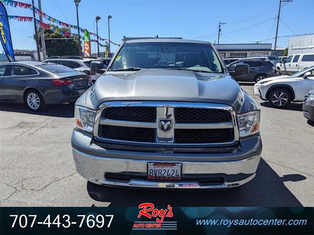 2010 Ram 1500 SLT 4WD Truck image 5