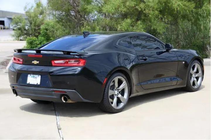 $27807 : Chevrolet Camaro 2017 SS 2dr image 9