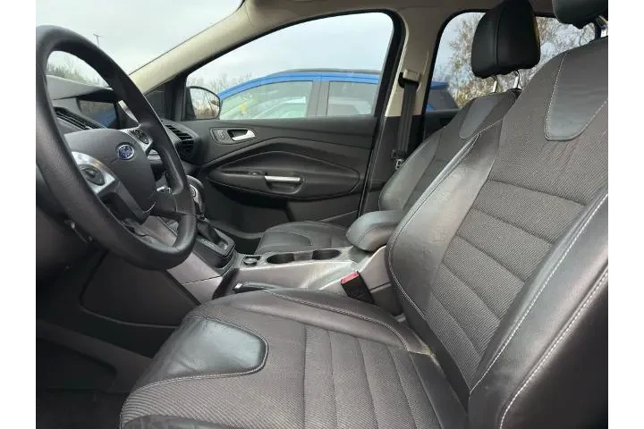 $10900 : Ford Escape 2016 AWD SE 4dr image 7