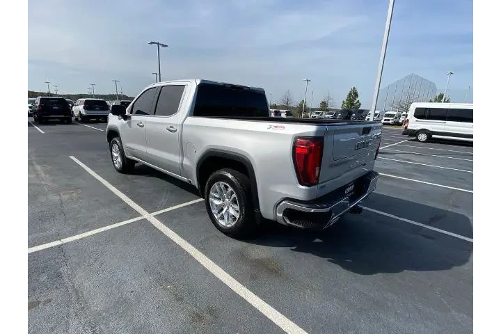 $32883 : GMC Sierra 1500 2020 4x4 SLT image 5