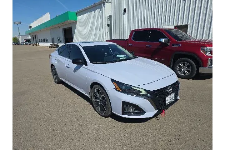 $24500 : Nissan Altima 2025 2.5 SR 4d image 1