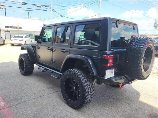 2020 Wrangler Unlimited Rubic image 6