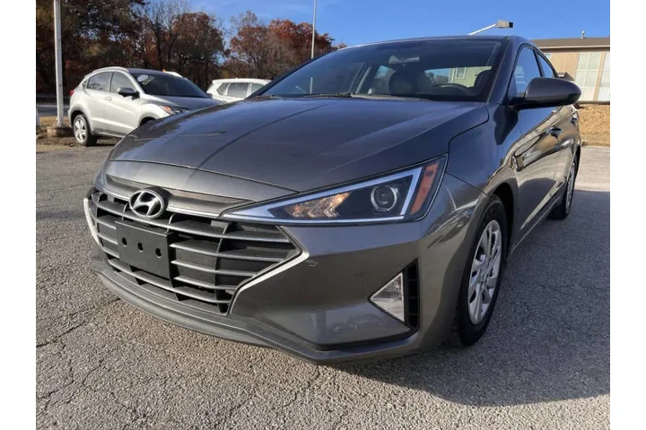 $6999 : 2019 Elantra SE image 4