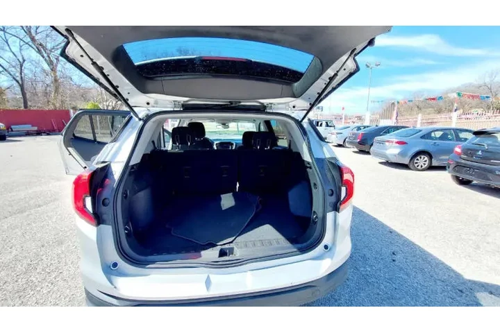 $13990 : 2019 GMC Terrain SLE image 8
