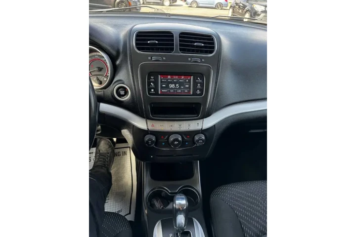 $9350 : 2019 Journey SE image 10
