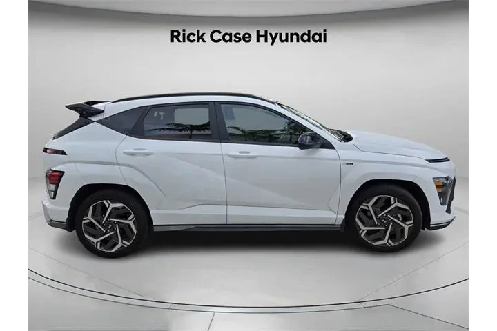 $24729 : Hyundai KONA 2024 N Line 4dr image 5