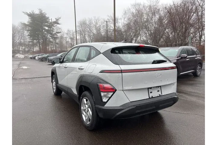 $27495 : Hyundai KONA 2026 SE AWD 4dr image 4