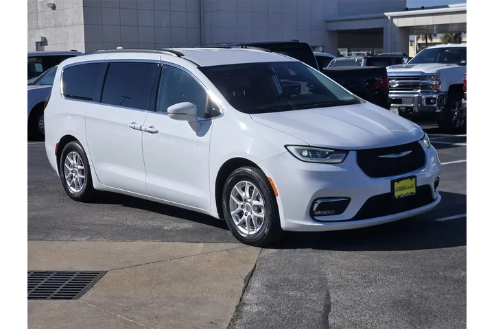$22993 : Chrysler Pacifica 2022 Touri image 3