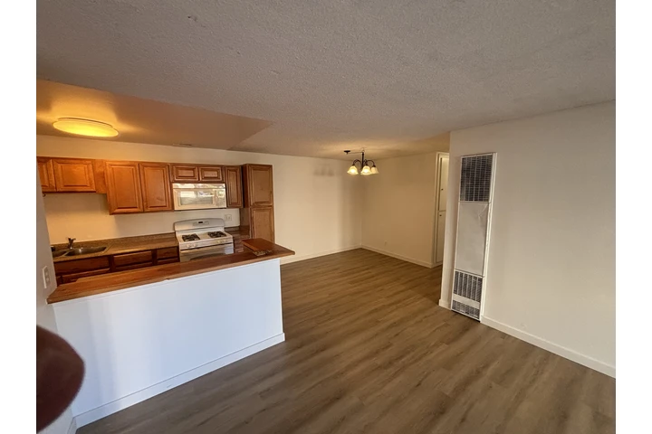 $2600 : Condo for rent Port Hueneme image 5