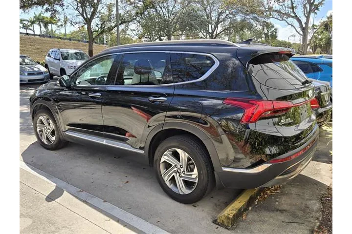 $15998 : Hyundai SANTA FE 2021 SEL 4d image 6