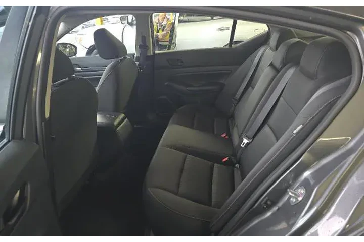 $20995 : Nissan Altima 2024 2.5 SV 4d image 10