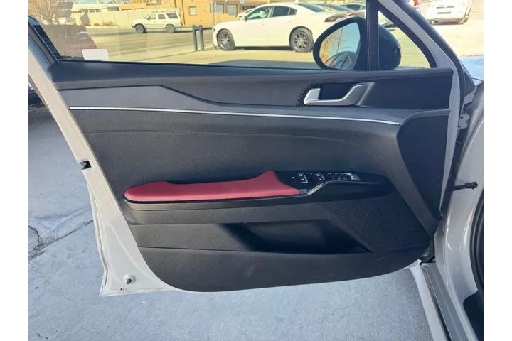 2023 K5 GT-Line image 10