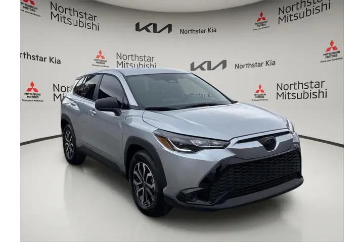 $27990 : Toyota Corolla Cross Hybrid image 7