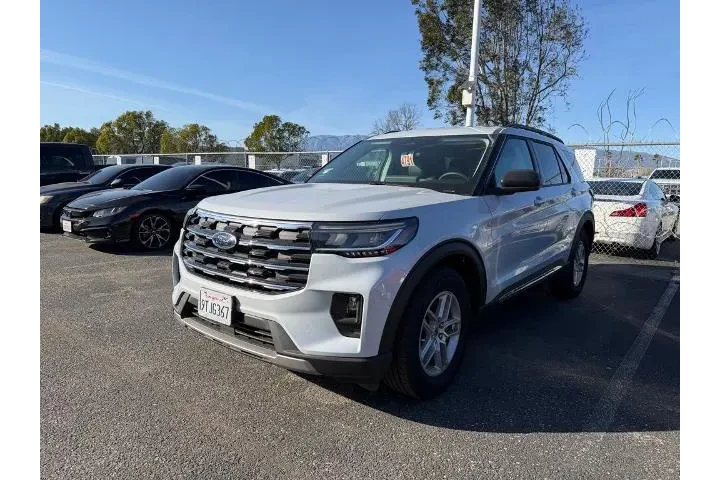 $38000 : Ford Explorer 2025 Active 4d image 1