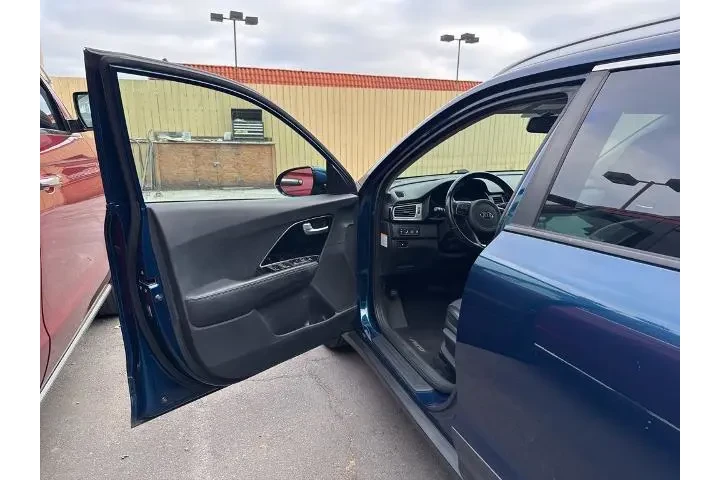 $14074 : Kia Niro 2018 EX 4dr Crossov image 5