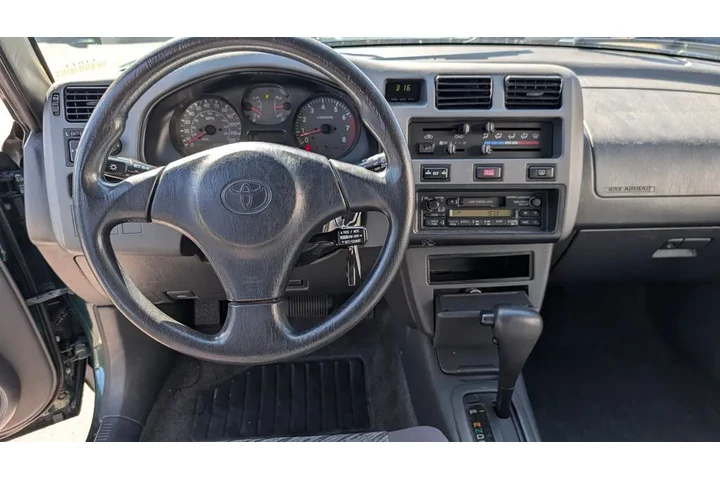 $10990 : 1998 RAV4 Special Edition L image 4