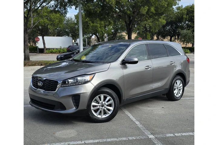 $11999 : KIA SORENTO image 10