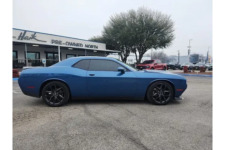 $21699 : Dodge Challenger 2022 GT 2dr image 2