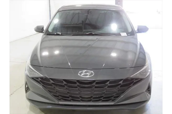 $18770 : Hyundai ELANTRA 2023 SEL 4dr image 2