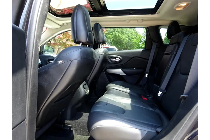 $8900 : 2014 Cherokee 4WD 4dr Latitude image 9